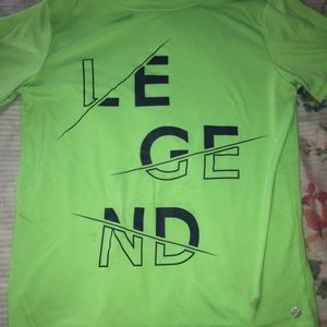 Green t-shirt for kids